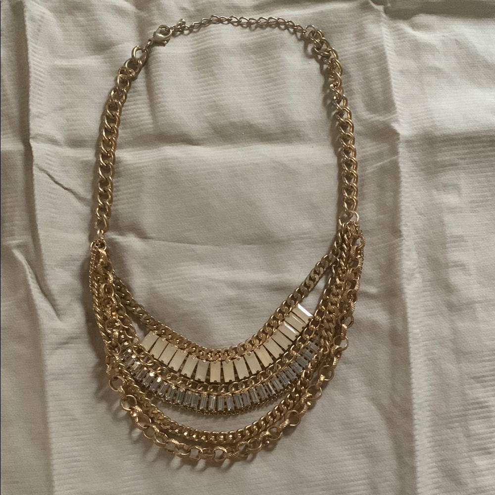 Elegant Gold Layered Necklace
